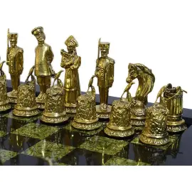 Шахматы из змеевика и бронзы "Деревенские" Шахматы из змеевика и бронзы "Деревенские"