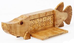 Domino gift "Pike" (Karelian birch)