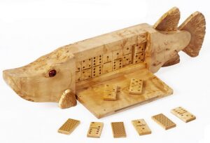 Domino gift "Pike" (Karelian birch)