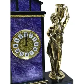 Каминные часы "Девушка с кувшином" (чароит)