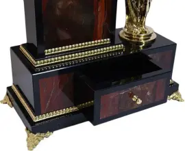 Каминные часы "Девушка с кувшином" яшма