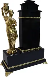 Каминные часы "Девушка с кувшином" яшма