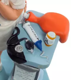 Статуэтка "Медсестра"