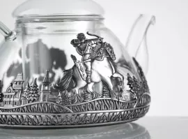 Чайник из серебра "Богатырская сила"
