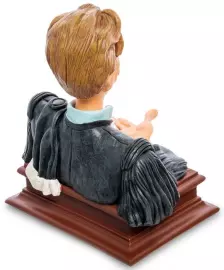 Авторская статуэтка-бюст "Адвокат", полистоун