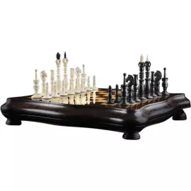 Шахматы из бивня мамонта "Калверт"