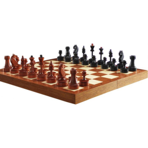 Chess made of oak and maple "Prague motifs"