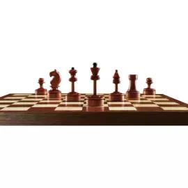 Шахматы из дуба и клена "Пражские мотивы"