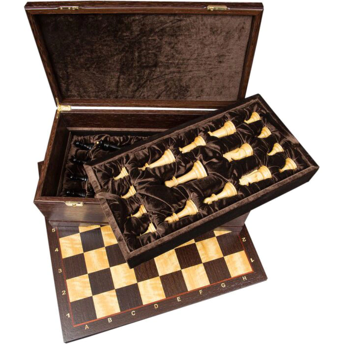 Chess made of wenge and boxwood "Staunton retro"