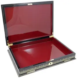 Шкатулка для бумаг "Игра в шахматы" Холуй Шкатулка для бумаг "Игра в шахматы" Холуй