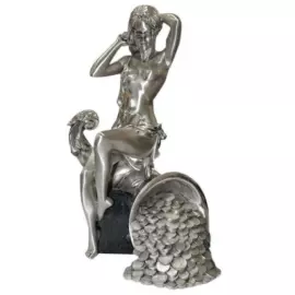 Sculpture "Fortune on vacation"