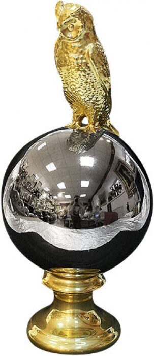 Statuette "Owl sitting on a ball", color: platinum and gold