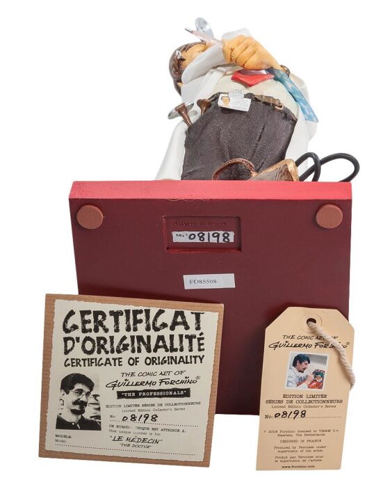 The author's statuette "The Doctor"