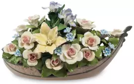 Статуэтка из керамики "Лодка с цветами"