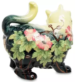 Статуэтка из фарфора "Кошка"