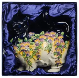 Фарфоровая статуэтка "Кошка"