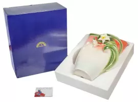 Фарфоровая ваза "Нарциссы"