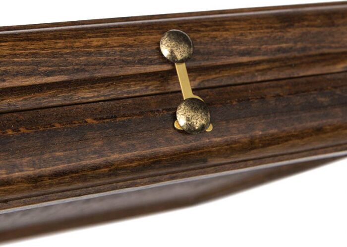 Backgammon carved "Hockey Player"
