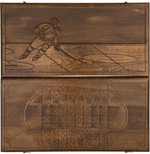 Backgammon carved "Hockey Player"