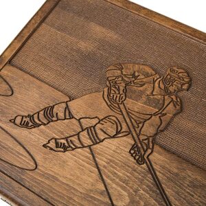 Backgammon carved "Hockey Player"