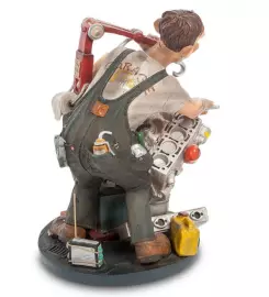 Статуэтка "Автомеханик"