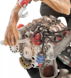 Статуэтка "Автомеханик"