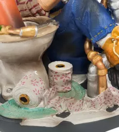 Статуэтка "Сантехник"