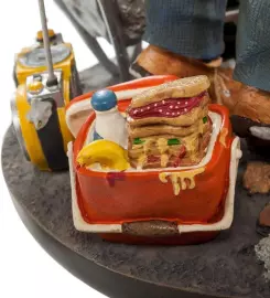 Статуэтка "Строитель дома"