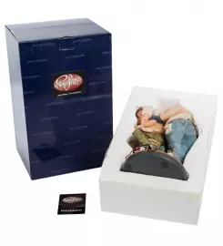 Статуэтка "Тату-мастер"