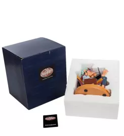 Статуэтка "Бизнесмен в выходной день"