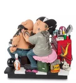 Статуэтка "Мастер татуажа"