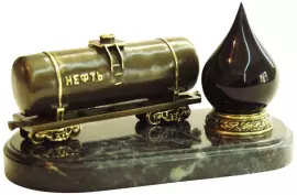 Сувенир из бронзы "Цистерна с нефтью"