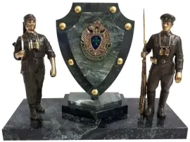 Сувенир из бронзы "На защите Отечества" Сувенир из бронзы "На защите Отечества"