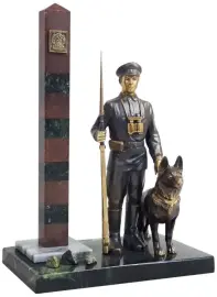 Статуэтка из бронзы "Дозор" Статуэтка из бронзы "Дозор"