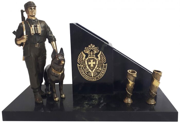 A writing device made of bronze "Border"