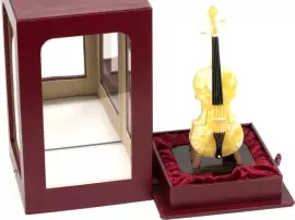 Статуэтка из янтаря "Скрипка"