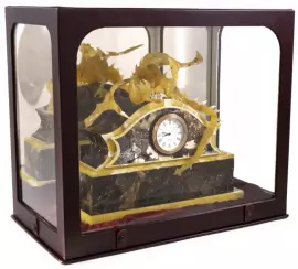 Настольные часы из янтаря "Дракон"
