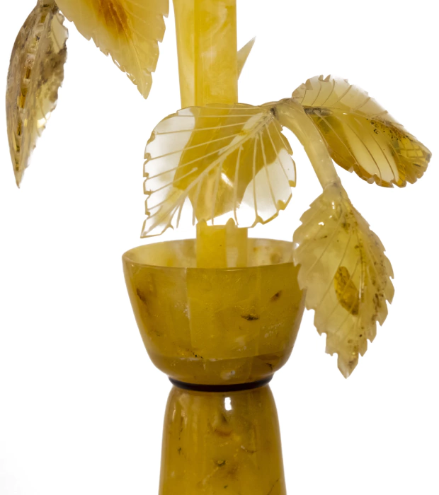 Amber souvenir "Rose in a vase"