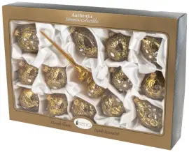 Статуэтка "Мама с дочкой" Статуэтка "Мама с дочкой"