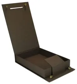 Подарочная книга "Мастер и Маргарита" М.А. Булгаков, в футляре, репринт Подарочная книга "Мастер и Маргарита" М.А. Булгаков, в футляре, репринт