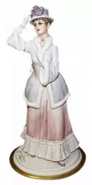 Статуэтка "Дама в шляпке"