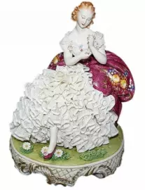 Статуэтка "Любит - не любит"