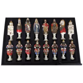 Коллекционные фарфоровые шахматы "Александр Невский"