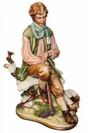 Статуэтка "Зима". Стильный подарок Статуэтка "Зима". Стильный подарок