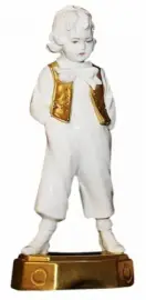 Скульптура "Мальчик" Скульптура "Мальчик"