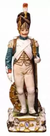 Скульптура "Гренадер" разноцветная