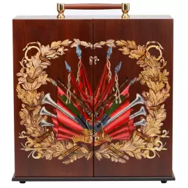 Коллекция книг к 23 февраля в деревянном ларце