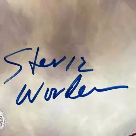 Фотография соул-певца Стиви Уандера с автографом Фотография соул-певца Стиви Уандера с автографом