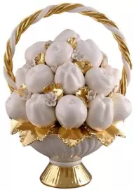 Статуэтка фарфоровая "Корзина с яблоками"