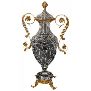 Амфора хрустальная с крышкой